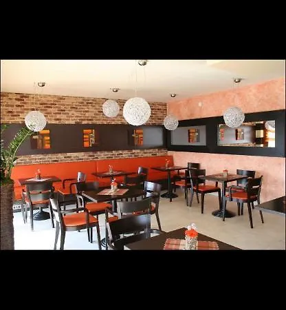 Pensionbb Hotel 3*