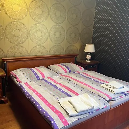 Hotel Pensionbb Velky Meder