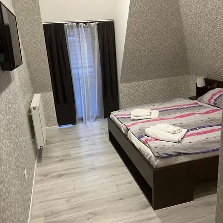Hotel Pensionbb Velky Meder