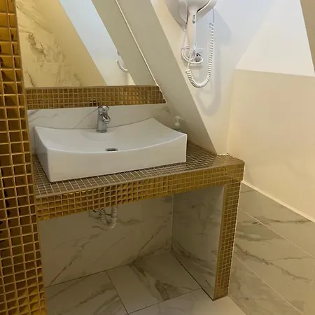 Hotel Pensionbb 3*