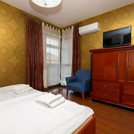 Pensionbb Hotel 3*